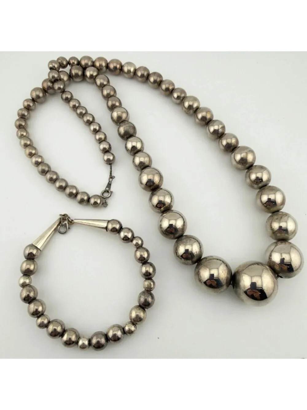 Vintage Silver Tone Ball Beaded Tapered Necklace Bracelet Set Graduated
